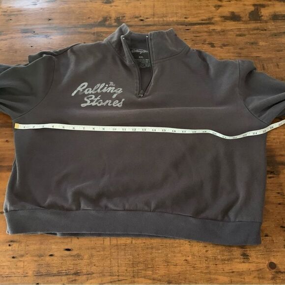THE Rolling Stones Cropped 1/4 Zip Sweatshirt Sz XXL - Picture 5 of 8